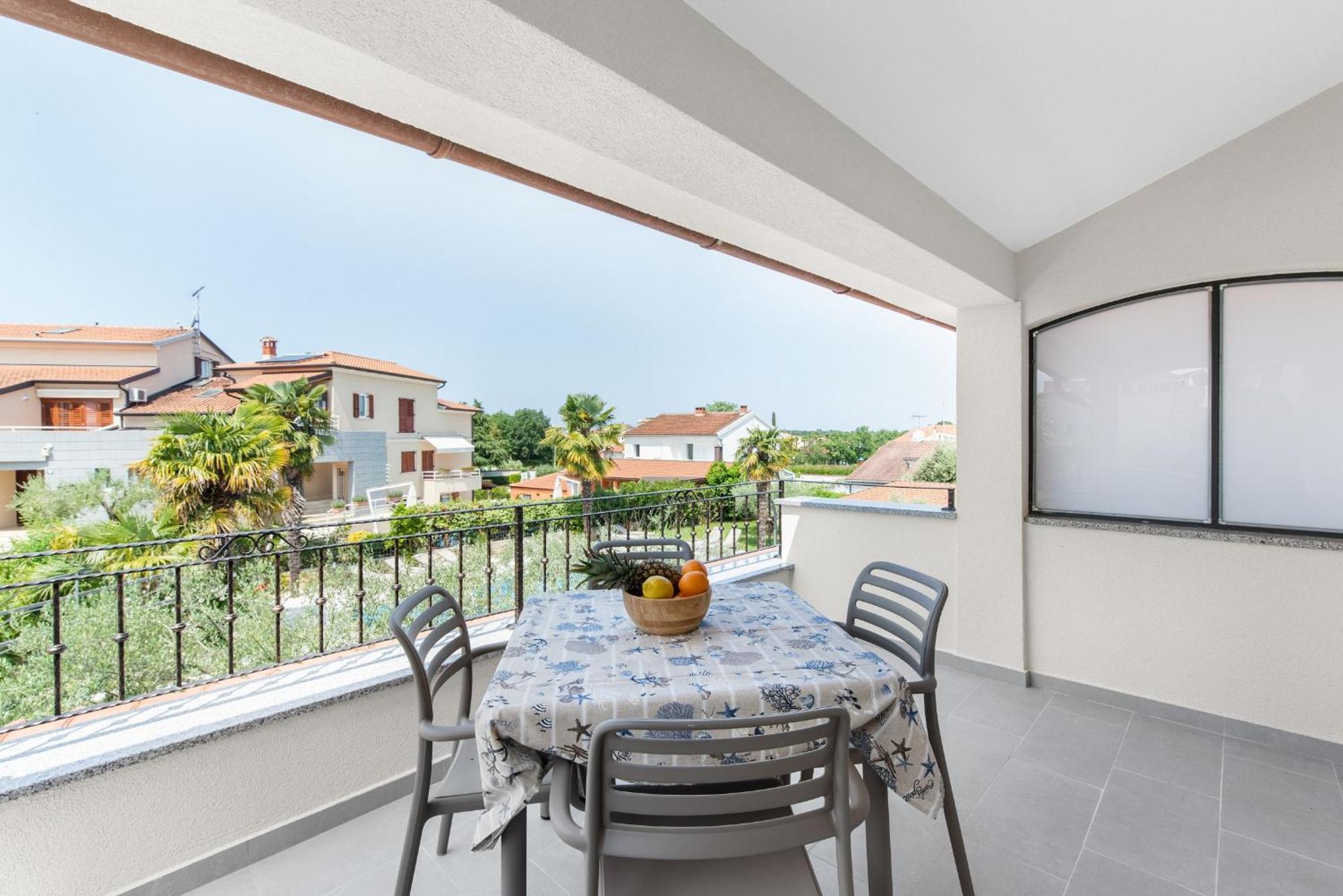 Villa Hope Apartments Poreč Exteriör bild